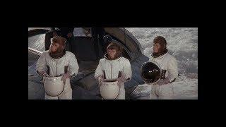 Escape from the Planet of the Apes (1971) Cornelius, Zira and Milo arrive on Earth