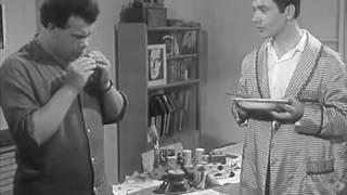 Веселая комедия "Все для вас"   1964