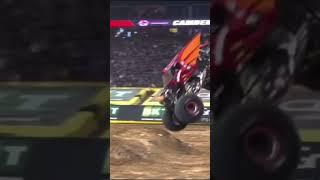 Monster Jam Dragonoid Insane Crash! #monsterjam #shorts