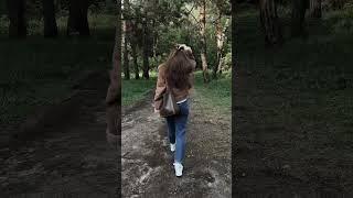 Начинающий блогер-социофоб пришел сниматься аж в лес, но и там какой-то мужик 