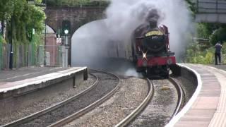 5972 Olton Hall (Hogwarts Castle) on the Shakespear Express 2009.