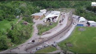 Residents pick up the pieces after twister blows through eastern Ohio