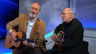 Peter and Paul Sing 'Blowin' in the Wind'