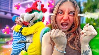 ¡LA NOVIA de BOWSER.exe LE ROBA un BESO a @PARCERICO en LA BOCA!