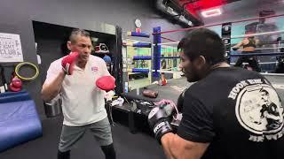 Boxing legend Virgil Hill working mitts with Ronald Cruz - esnews boxing