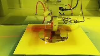 How to spray photoresist onto a wafer?