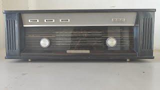 (SOLD) 1970's Vintage PHILIPS stereo valve radio - -15 RB 708/00S .