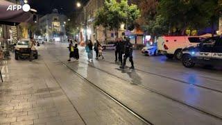 L'Iran attacca Israele, le strade di Gerusalemme si svuotano