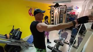 Ganzkörper-Training der SWISS PTs Cornelia und Guido: Das Workout (2. Teil)
