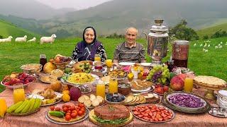Village Life: You Won’t Believe This Table Full of Delicious Azerbaijani Food!