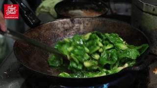 20 Stir Fried Kailan With Crispy Pork | CineCurry