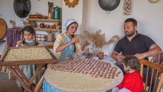 Rural Affairs! Cooking traditional Turkish Dumplings for the Family - Mantı