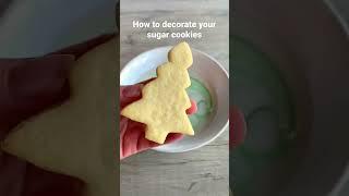 Amazing way to decorate sugar cookies! 