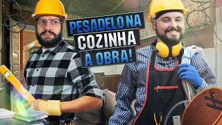 House Flipper Gameplay - Nerds à obra atacam a cozinha!