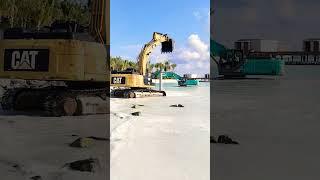 Boulders cleaning #fypシ゚viral #fypシ #excavator #beachresort #islandresort @riconobapdian9867