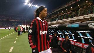 10 Minutes of Ronaldinho being the GOAT 