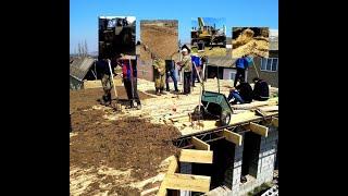 Заливка раствором из глины дом с подвалом. Filling with clay mortar,one-story house with a basement.