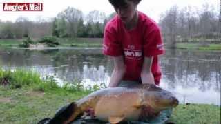 QUEST FOR A 20 lb CARP - With Carl & Alex, Angler's Mail juniors