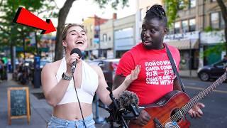 Crowd Falls In Love When Personal Trainer Sings In Public