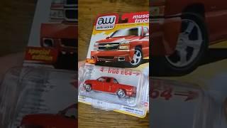 Opening a #autoworld 2006 #Chevy Silverado #truck #car #spongybro99  #review #cateye #shorts