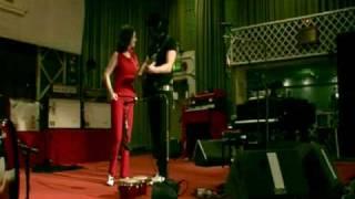 The White Stripes - Pretty Meg-O