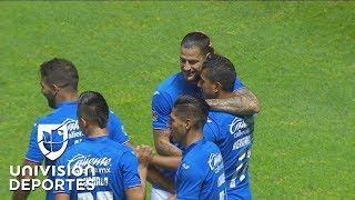 Golazo de Elías Hernández y Cruz Azul ya le gana al Puebla