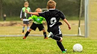 Kids In Football - Fails, Skills & Goals