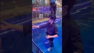 短剧演员左一X王奕然 拍摄爱在初夏花絮 哈哈