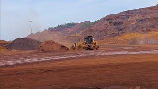 Motor Grader - Iron Ore Mining