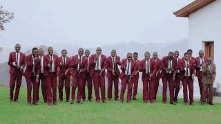 Indirimbo nshya 4 ukwiriye kumva muri 2024 za Abiyemeje choir