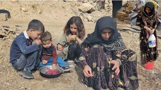 Single mother: A single woman's effort to live a better life and save her children.  nomadic life