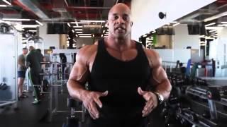 Chest workout with Victor Martinez