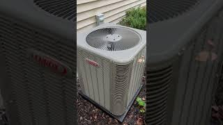 2022 Lennox Merrit Series - Air conditioner start up and running.