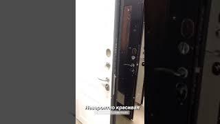 Входная дверь белая классика в Тюмени Ferroni