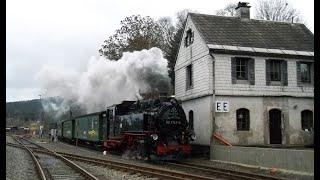 Altbau VII K 99 1741-0 dampft an Heiligabend 2021 aus dem Bahnhof Cranzahl im Erzgebirge 24.12.2021