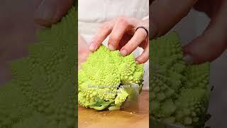 ROMENESCO BROCOLLI RECIPE | How to prepare Romanesco Brocolli for a stir fry