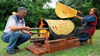 Rezept für gesunde Fladenbrote mit Wildzwiebeln und Kebabs! Kochen in einem Dorf in Aserbaidschan