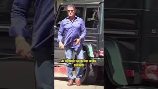 Stallone’s brilliant reaction to being hit. #news #celebrity #celebritynews #stallone #shorts