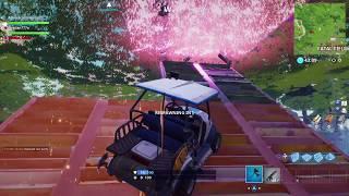 FenderXT  - Fortnite -  What is under the cube? Can you get in under it?