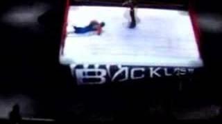 Owen Hart Falls to his Death