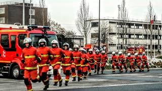 Ausbildung unter Hochspannung: die künftigen Feuerwehrleute von Paris