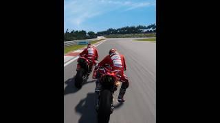 Side by side between Marc & Fran at Sepang! - MotoGP 25