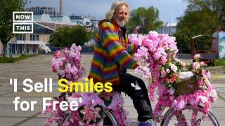 How the Flower Bike Man Delivers Meals to Unhoused People & Spreads Cheer