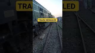 Train Derailment Pakistan Railway #trainwalisarkar #viralvideo #ytviral #shorts