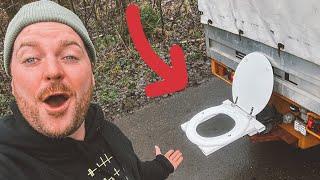 Toilet on trailer hitch | CAMPING DIY