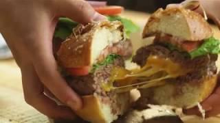 Hamburguesa Juicy Lucy | Food Network Latinoamérica