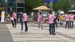 거리로 나온 발레 요정들, “수원발레축제 보러오세요~”