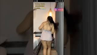 Novitasari. SH Goyang Transparan live hot sange