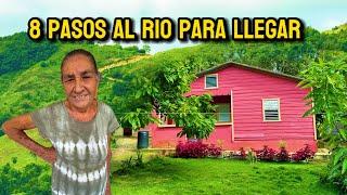 MARÍA VIVE EN ESTE HERMOSO CAMPO RODEADA POR EL RIO Y NADIE LA SACA DE AHÍ