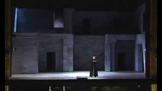 Carlo COLOMBARA sings Zaccaria from Verdi's Nabucco "Vieni o Levita!... Tu sul labbro..."